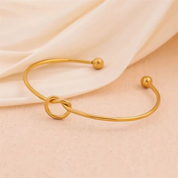 Knot Bracelet, Tie the Knot Gold Friendship Knot Bracelet, Bracelet Bridesmaid - Picture 3 of 5